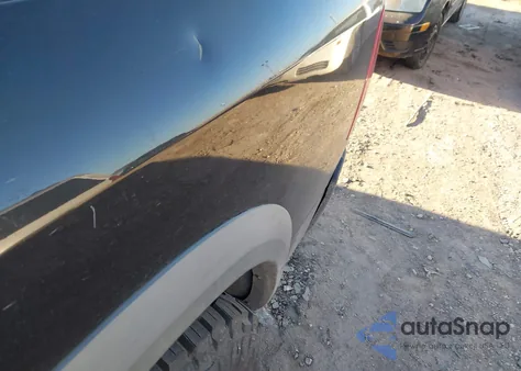 2015 Ram 1500 Rebel из США, поврежденный, VIN 1C6RR7YT5FS785785